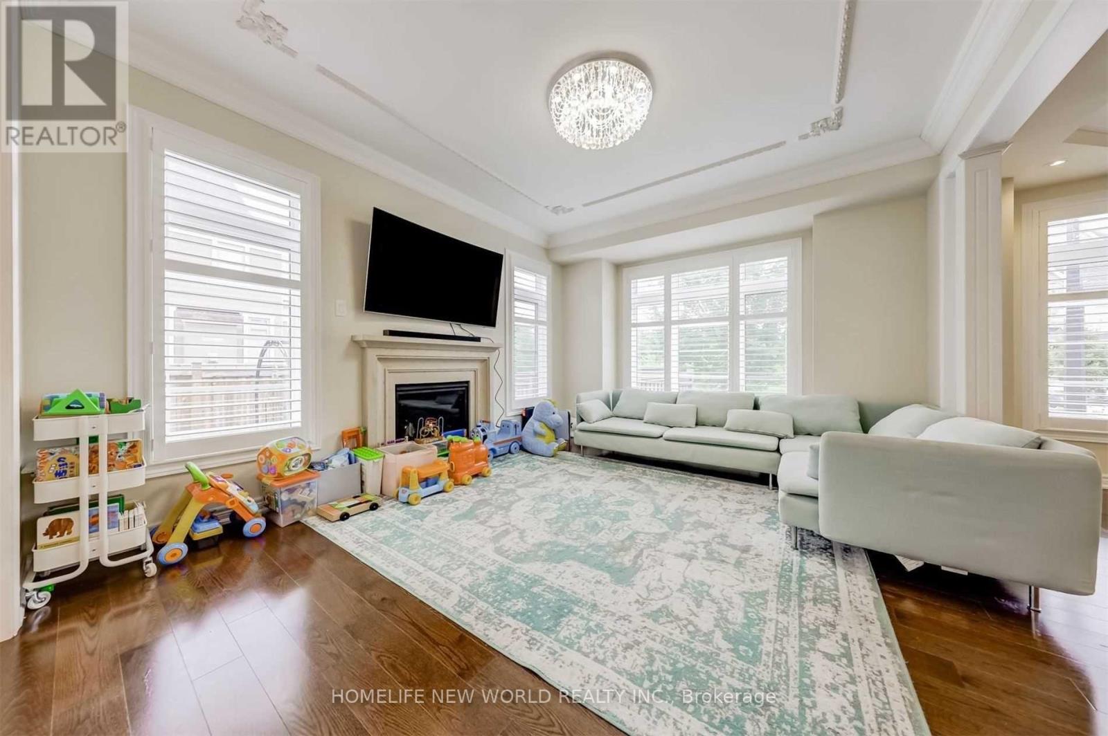 48 Roy Harper Avenue, Aurora, Ontario  L4G 0V4 - Photo 10 - N13127526