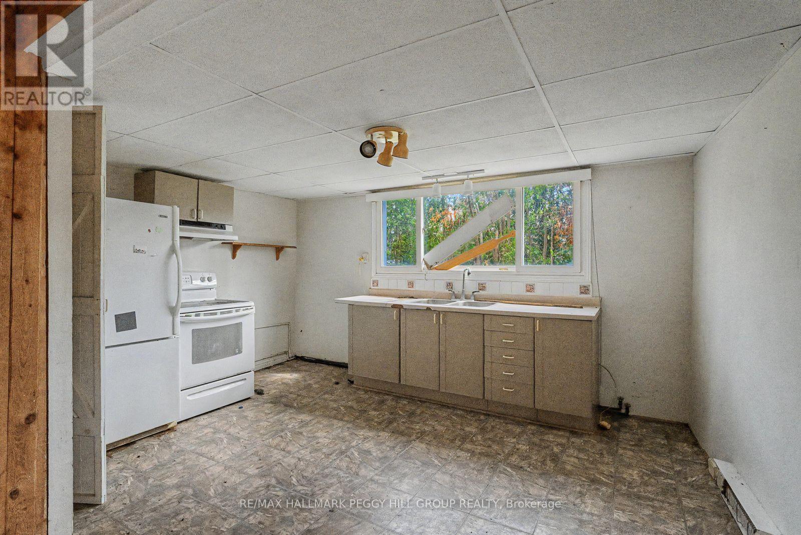 3910 Alcina Avenue, Innisfil, Ontario  L9S 2M4 - Photo 6 - N13127542