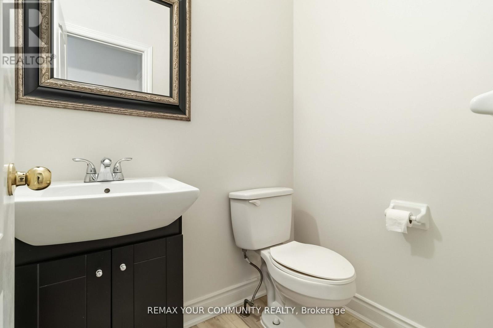 120 Shaftsbury Avenue, Richmond Hill, Ontario  L4C 0G6 - Photo 7 - N13127554