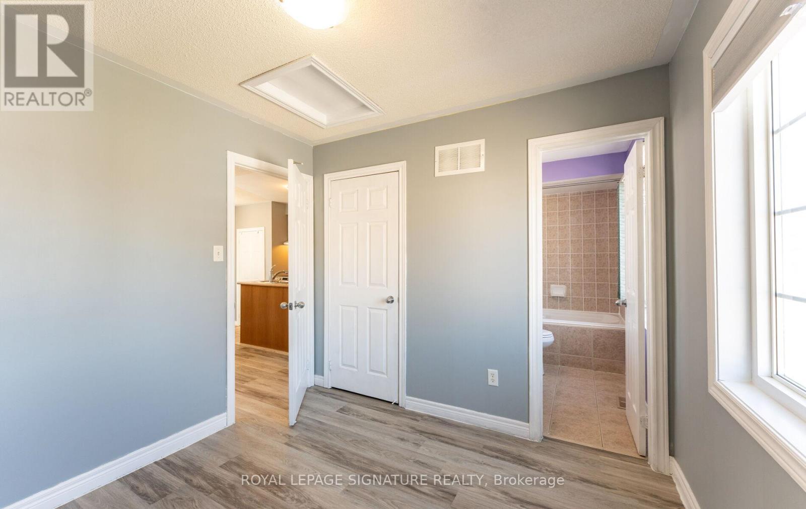 Coach/lane House - 6 Innisvale Drive, Markham, Ontario  L6B 1G3 - Photo 10 - N13127596