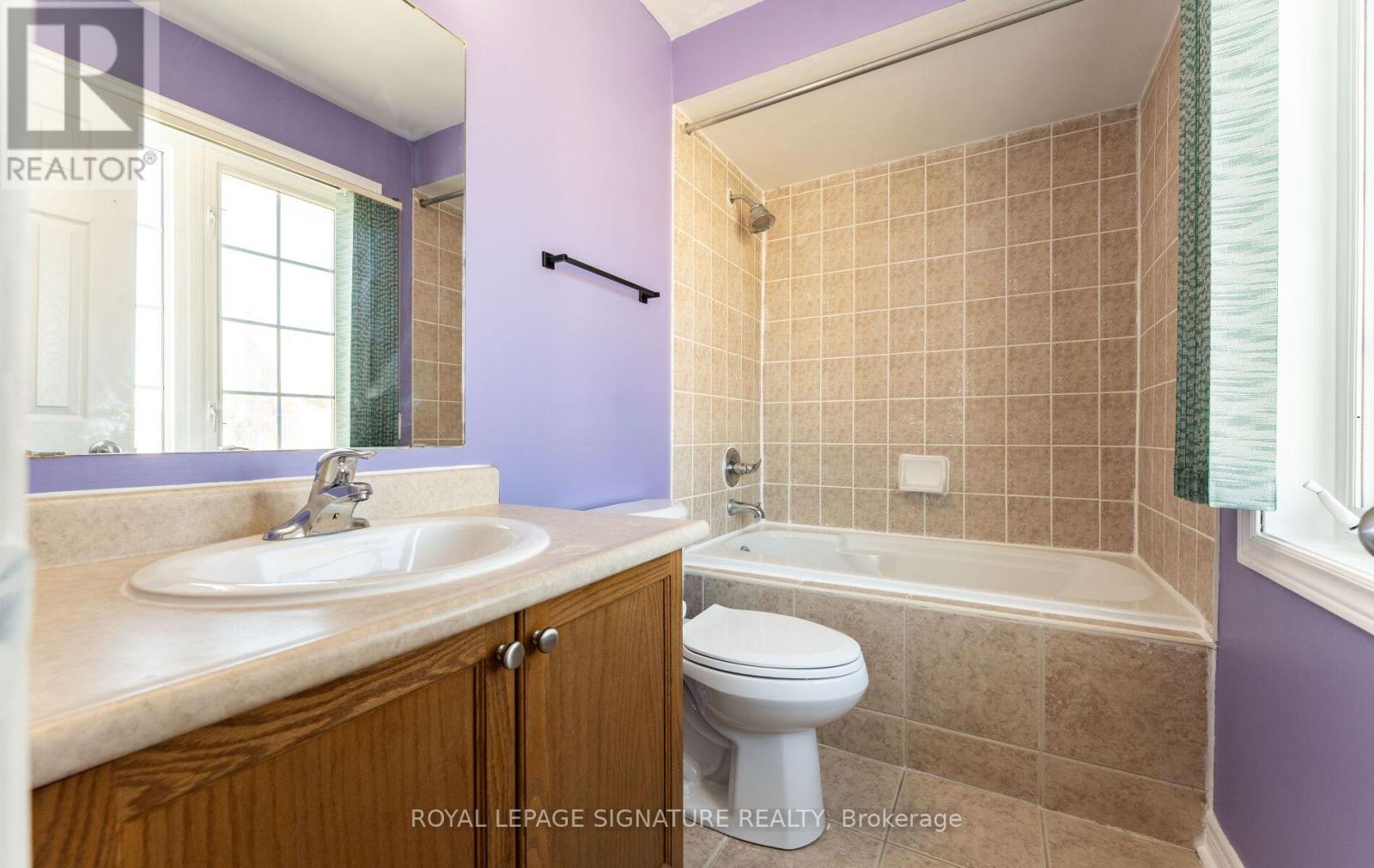 Coach/lane House - 6 Innisvale Drive, Markham, Ontario  L6B 1G3 - Photo 11 - N13127596