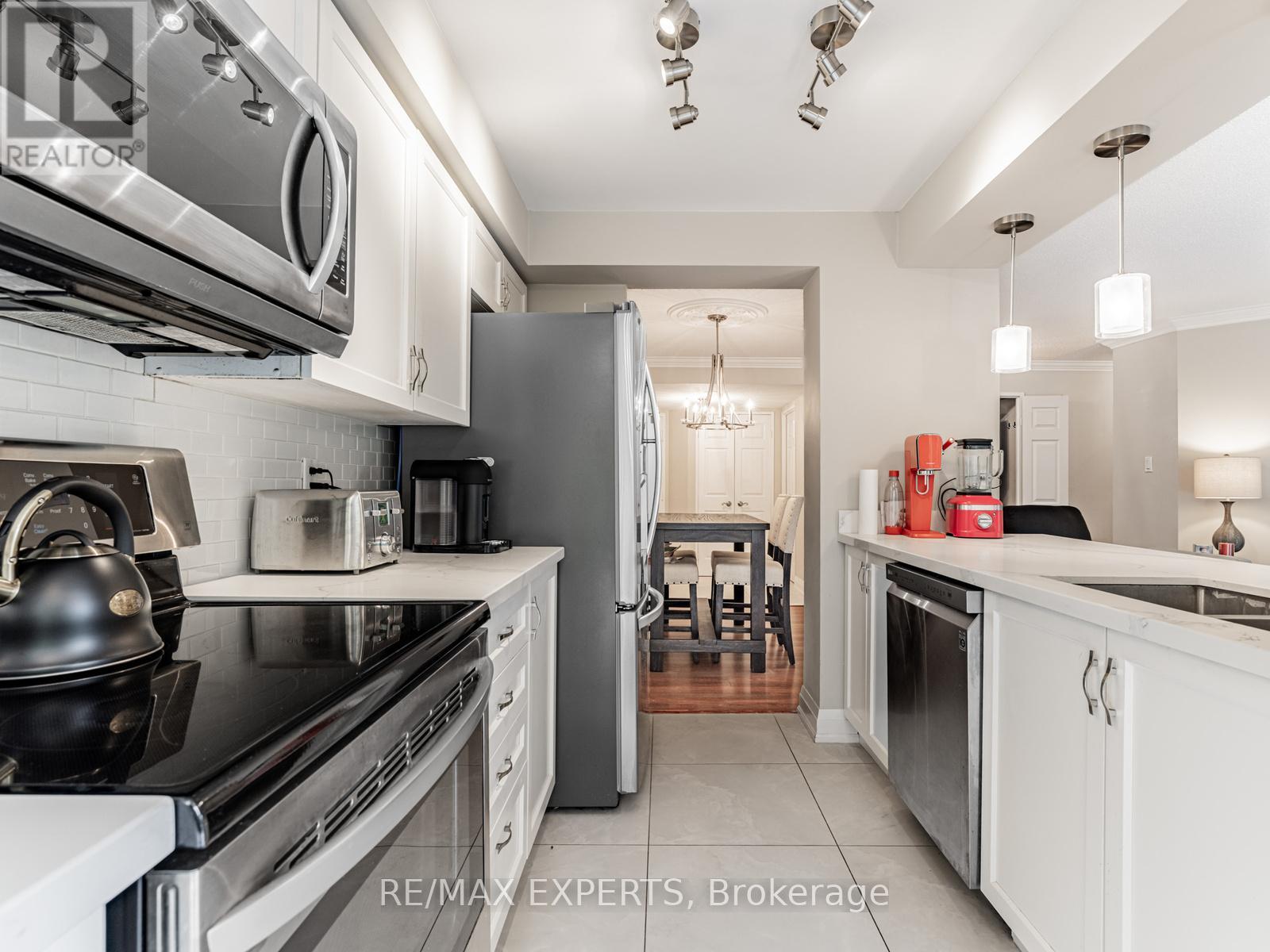 215 - 100 Arbors Lane, Vaughan, Ontario  L4L 7G4 - Photo 6 - N13127684