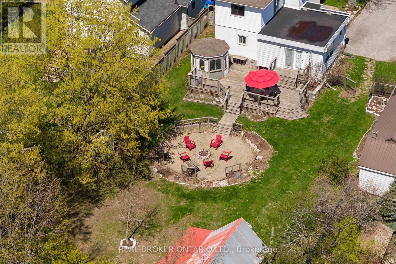 6 Lucy Street, Penetanguishene, Ontario  L9M 1K7 - Photo 37 - S13127682