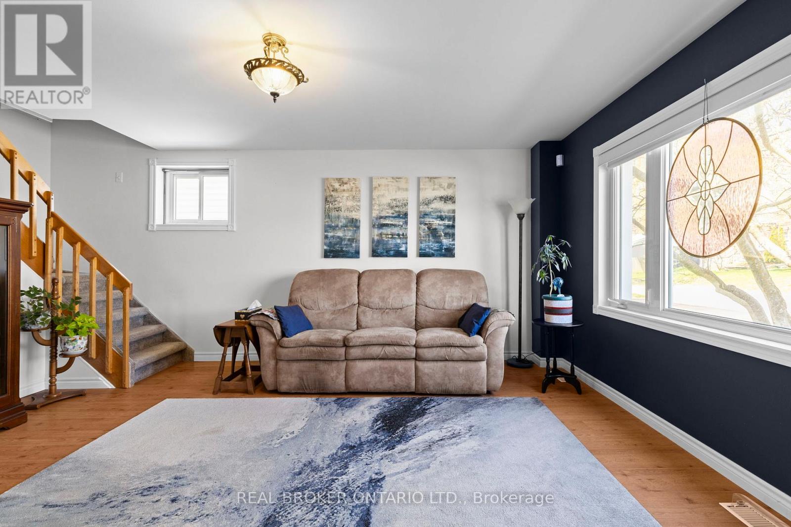 6 Lucy Street, Penetanguishene, Ontario  L9M 1K7 - Photo 7 - S13127682