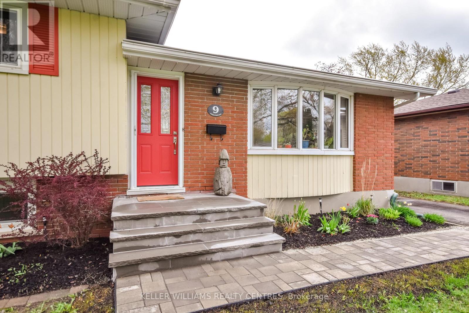 9 Ferguson Road, Collingwood, Ontario  L9Y 2Z9 - Photo 2 - S13127732