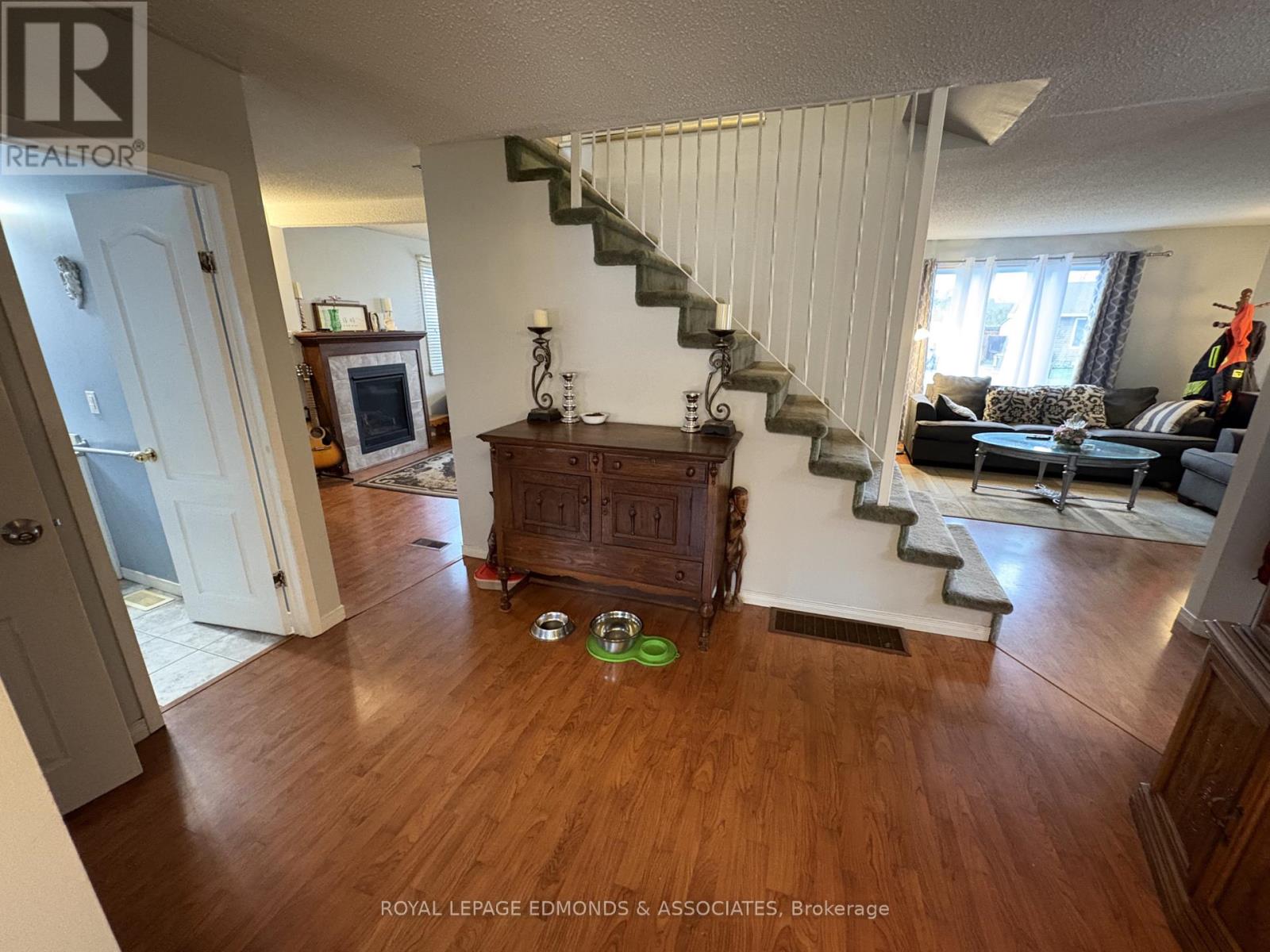 650 Lorne Street W, Laurentian Valley, Ontario  K8A 6T6 - Photo 15 - X13125212