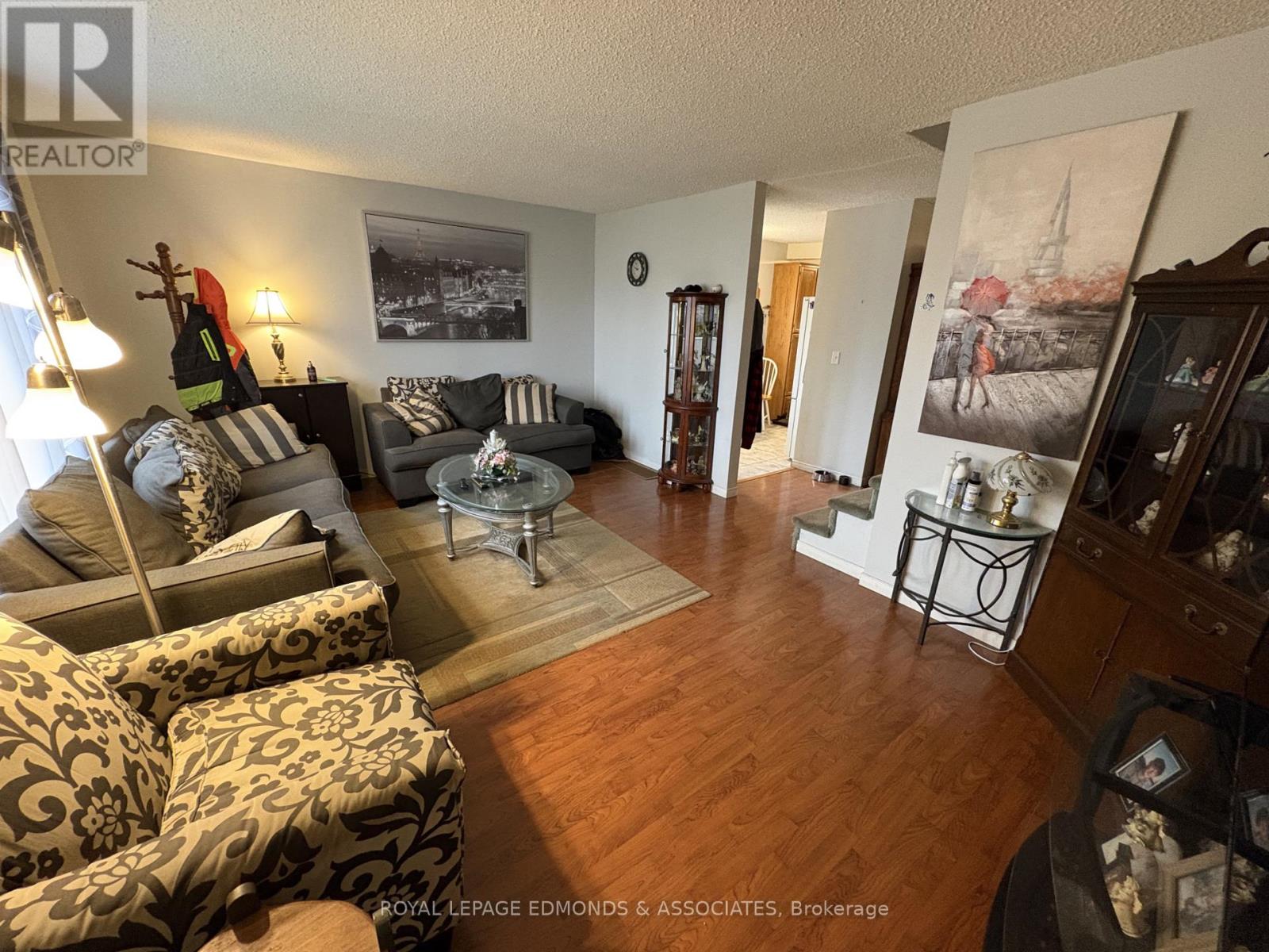 650 Lorne Street W, Laurentian Valley, Ontario  K8A 6T6 - Photo 14 - X13125212