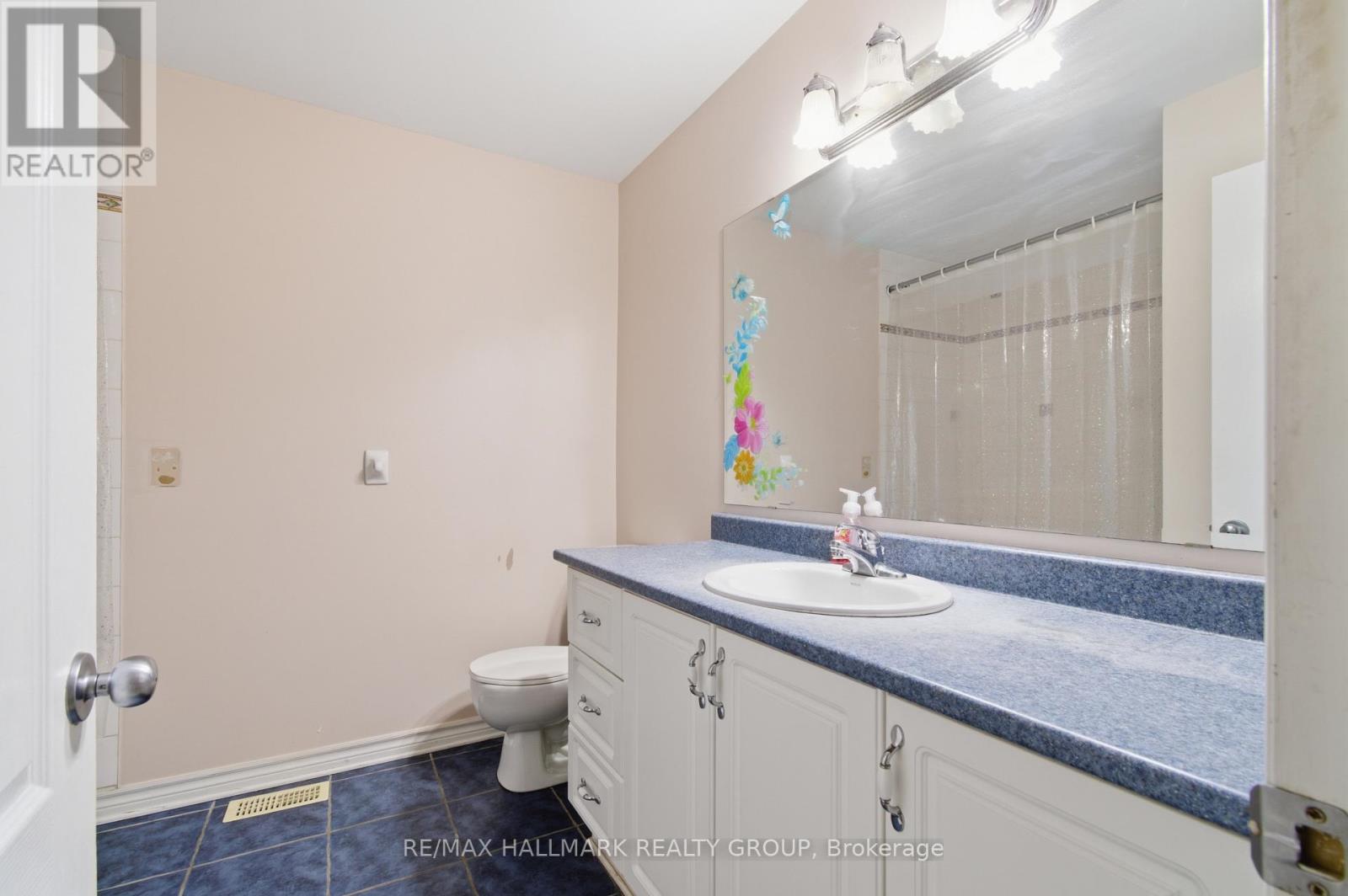 728 Cedar Creek Drive, Ottawa, Ontario  K1T 0A9 - Photo 16 - X13125364
