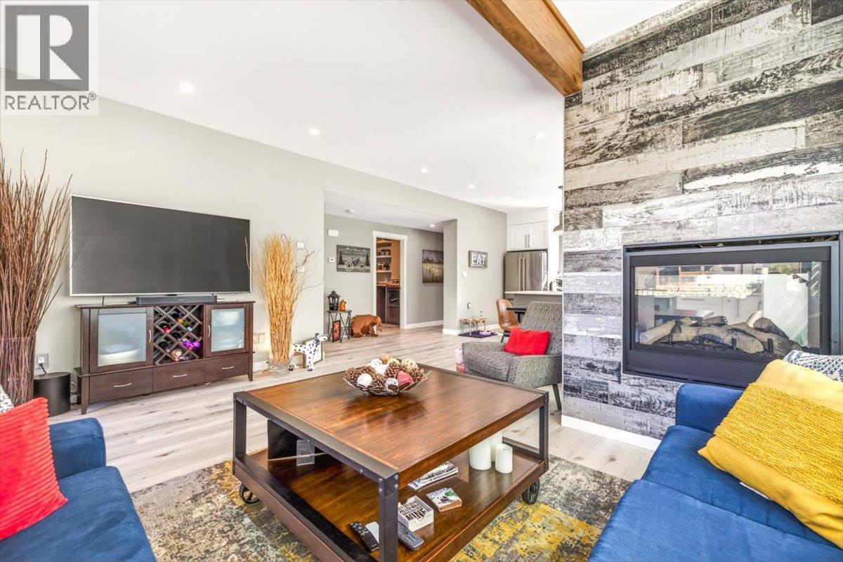32 Mammoth Drive, Fernie, British Columbia  V0B 1M1 - Photo 20 - 10387378