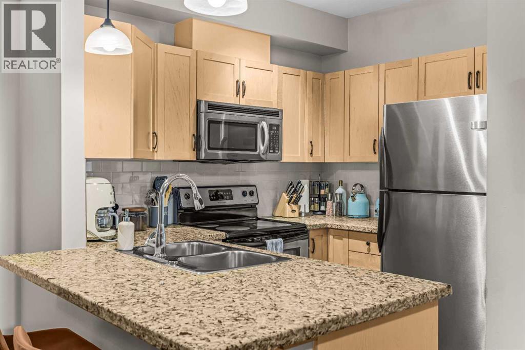 321, 101 Montane Road, Canmore, Alberta  T1W 0G2 - Photo 8 - A2311251