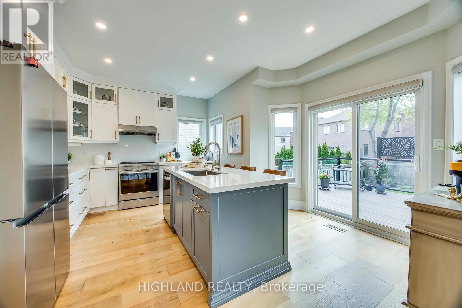 2458 Nichols Drive, Oakville, Ontario  L6H 6Y5 - Photo 16 - W13127332