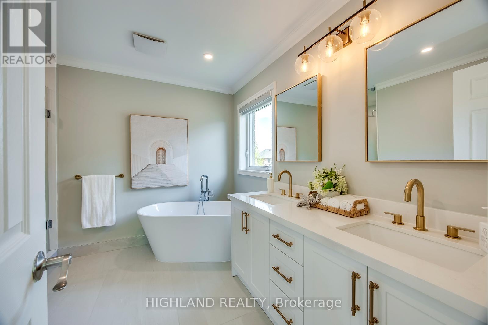 2458 Nichols Drive, Oakville, Ontario  L6H 6Y5 - Photo 30 - W13127332