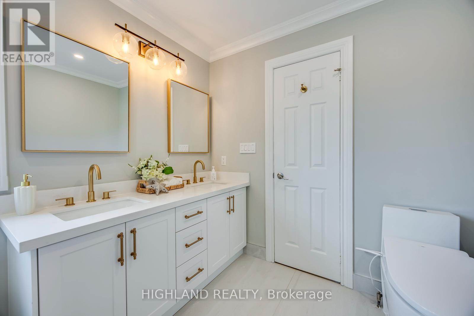2458 Nichols Drive, Oakville, Ontario  L6H 6Y5 - Photo 31 - W13127332