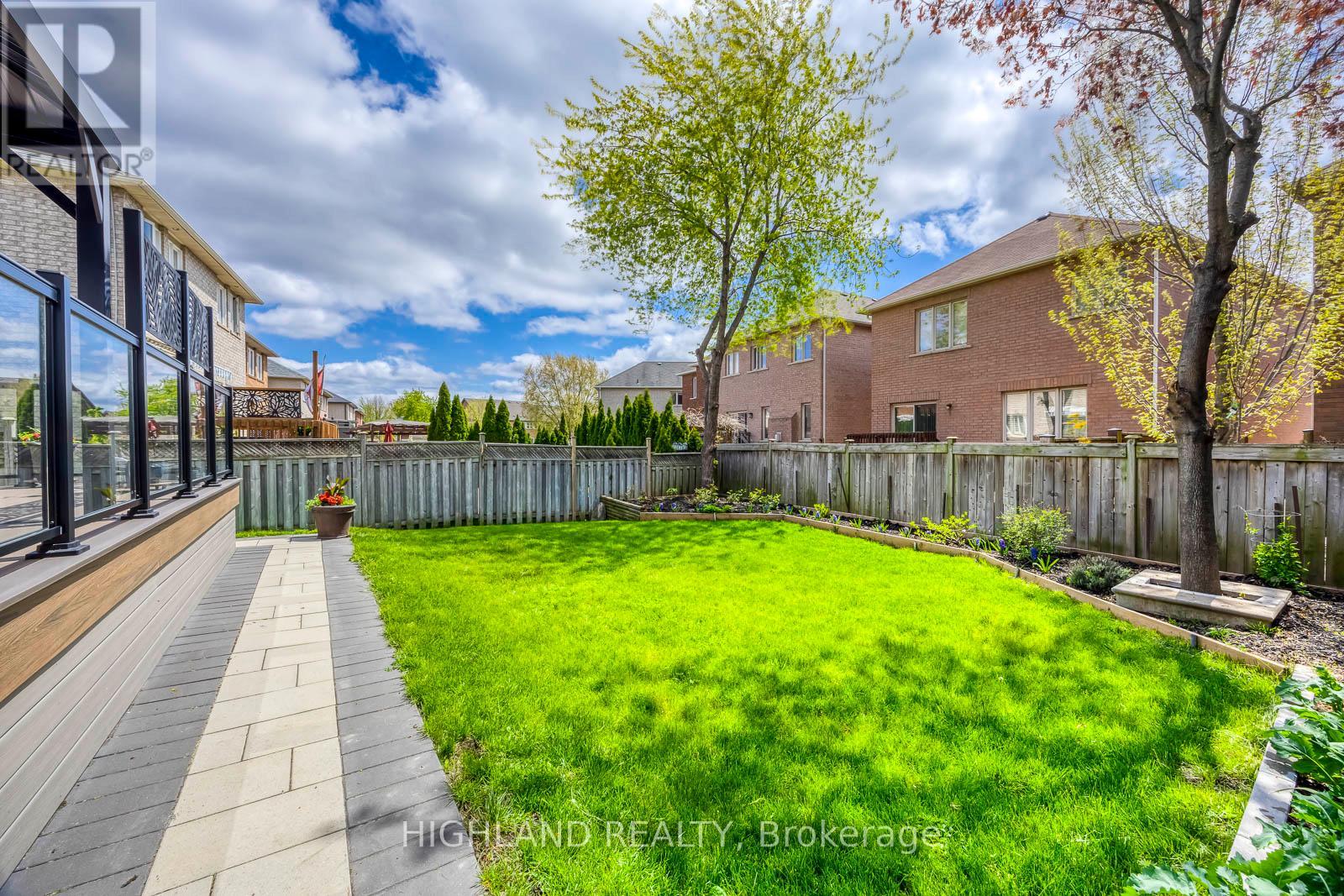2458 Nichols Drive, Oakville, Ontario  L6H 6Y5 - Photo 49 - W13127332