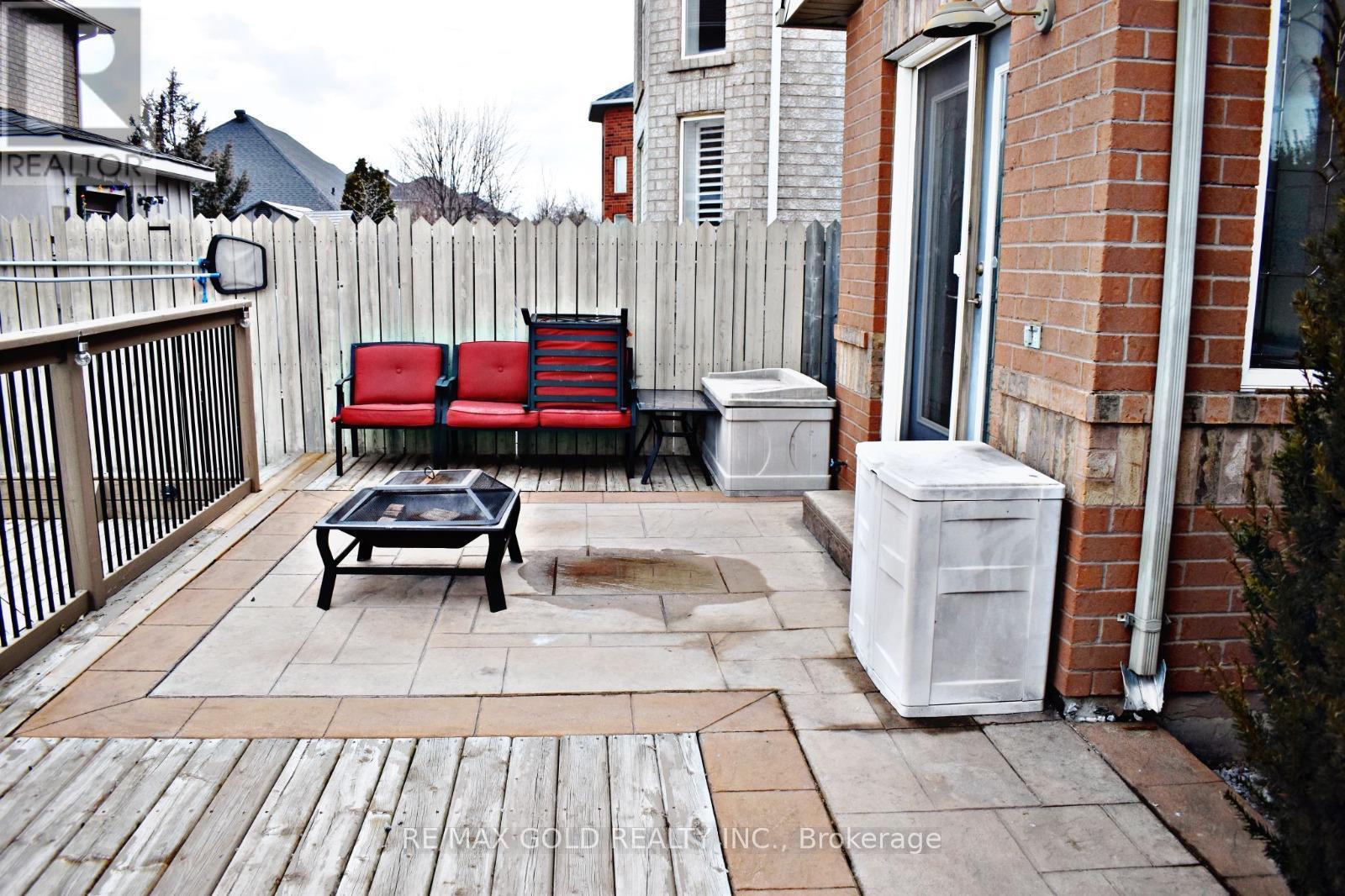 28 Bushberry Road N, Brampton, Ontario  L7A 1L3 - Photo 16 - W13127436