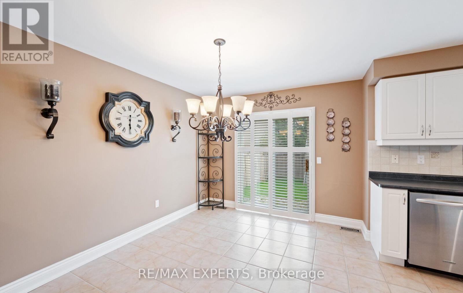 118 Senator Way, Caledon, Ontario  L7E 2T2 - Photo 17 - W13127456