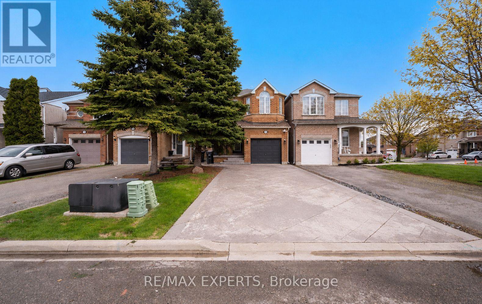 118 Senator Way, Caledon, Ontario  L7E 2T2 - Photo 2 - W13127456