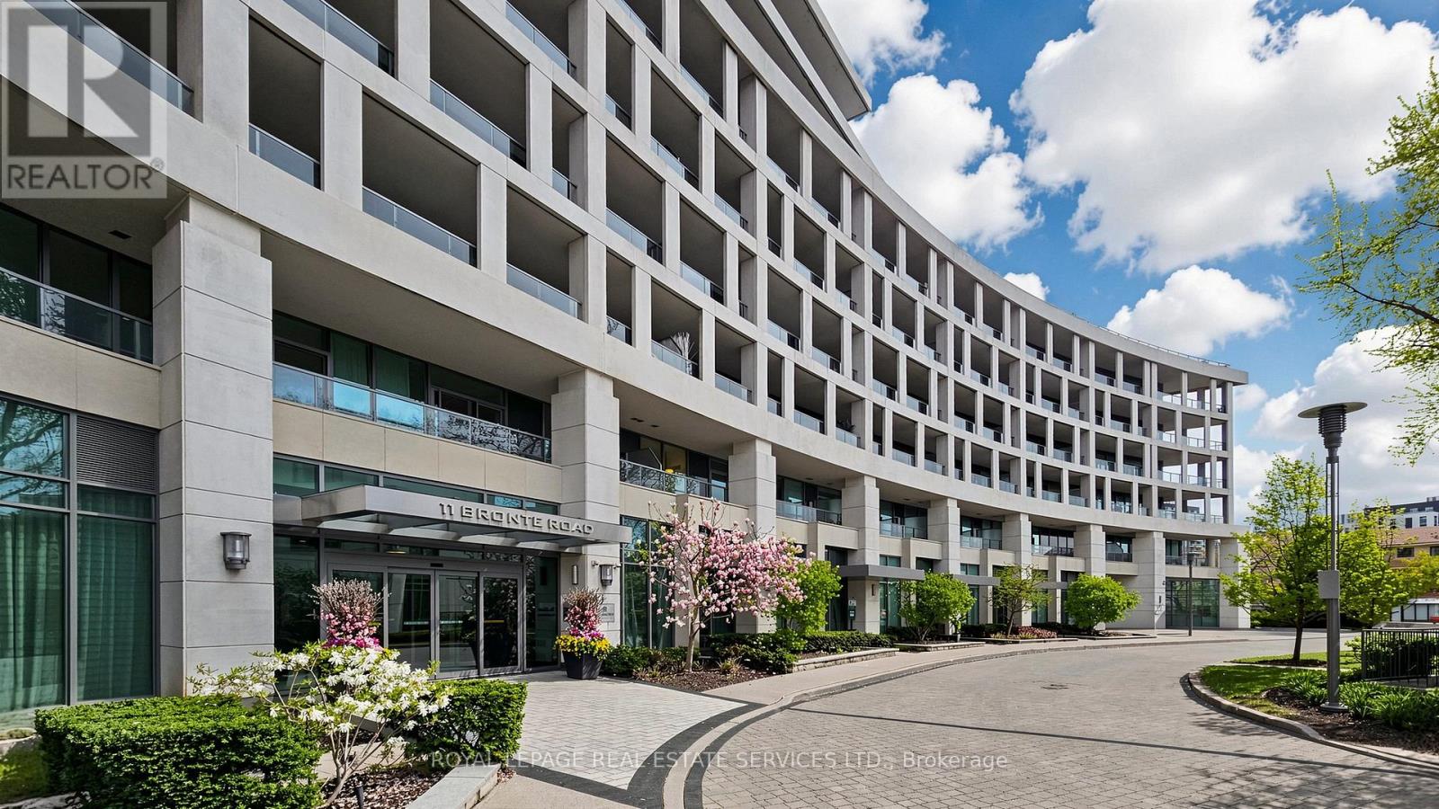 427 - 11 Bronte Road, Oakville, Ontario  L6L 0E1 - Photo 4 - W13127476