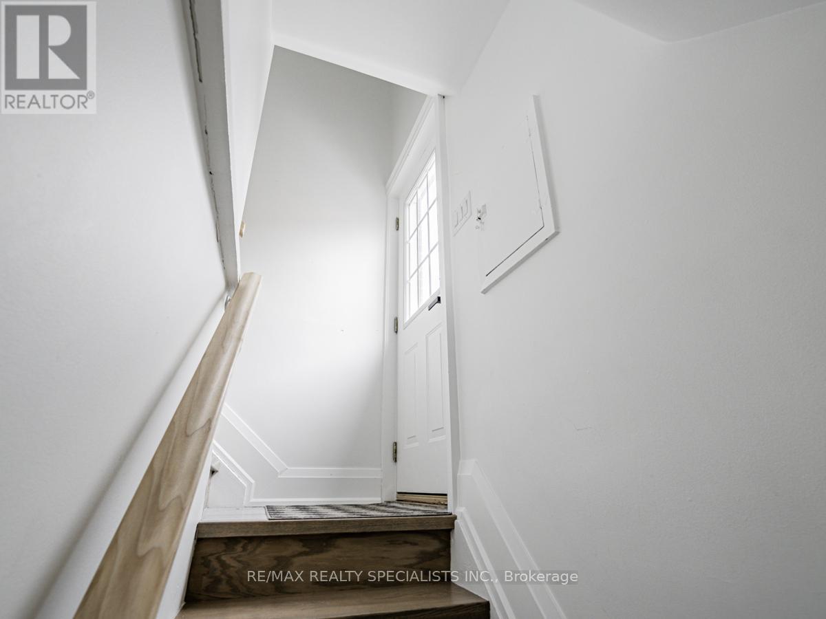 Basement - 12 Deeth Drive, Toronto, Ontario  M9P 2J7 - Photo 4 - W13127486
