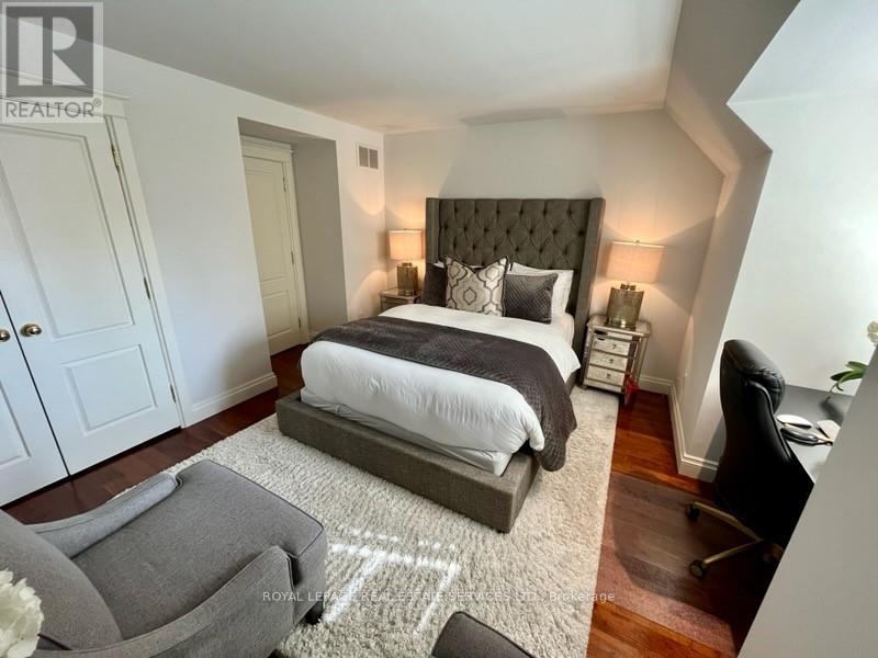 33 Howard Avenue, Oakville, Ontario  L6J 3Y2 - Photo 18 - W13127514