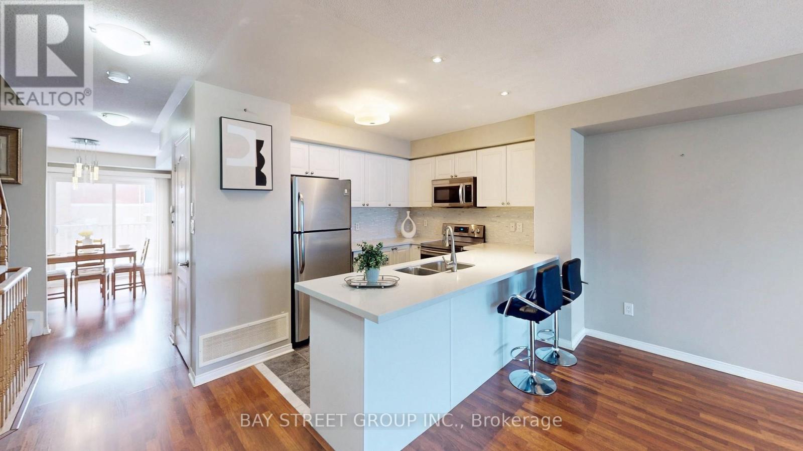 13 - 3975 Eglinton Avenue W, Mississauga, Ontario  L5M 0E7 - Photo 4 - W13127532