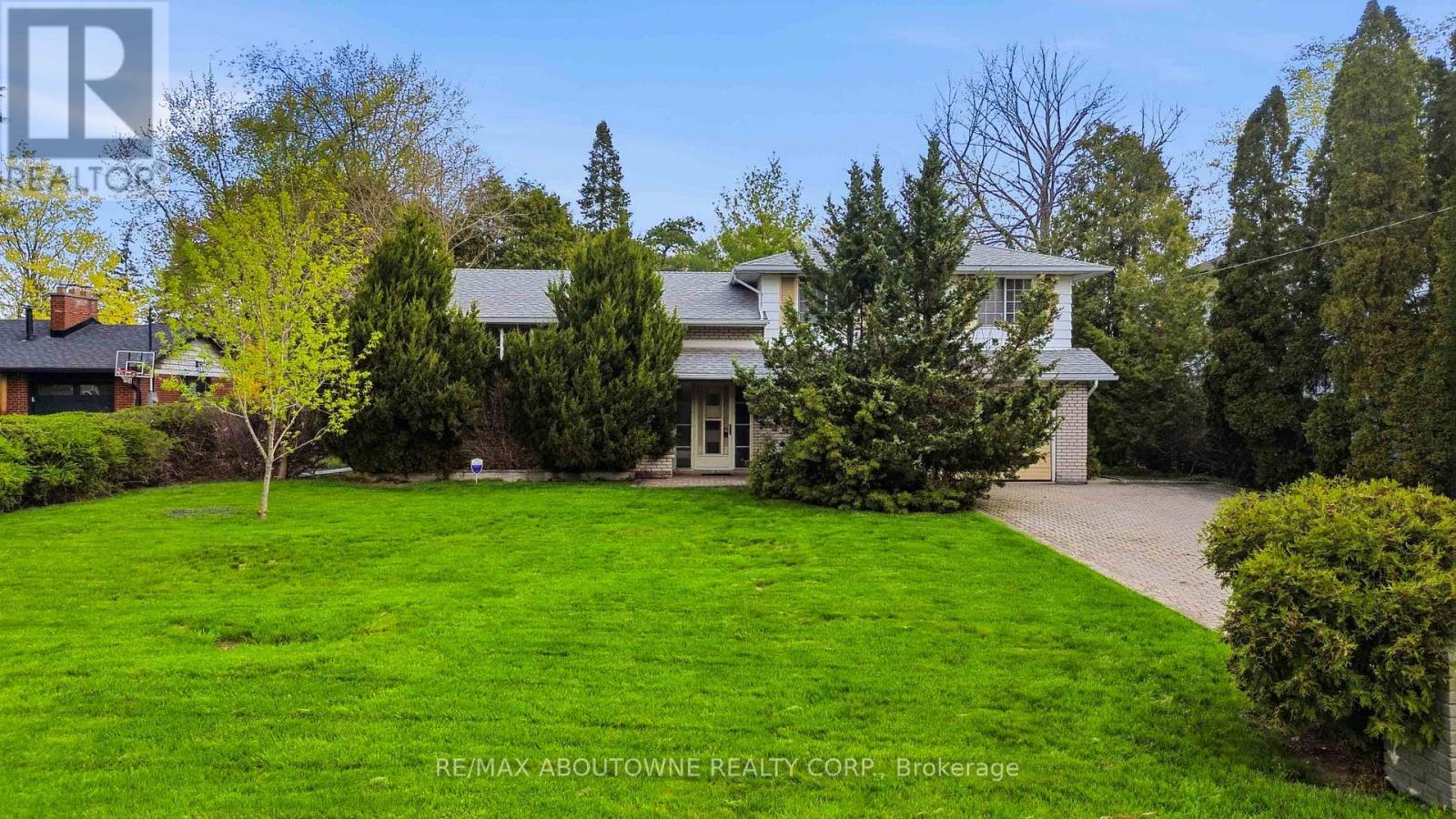 1175 Willowbrook Drive, Oakville, Ontario  L6L 2J9 - Photo 1 - W13127612