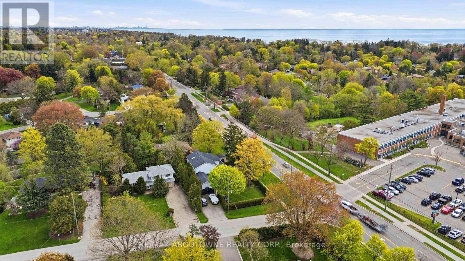 1175 Willowbrook Drive, Oakville, Ontario  L6L 2J9 - Photo 24 - W13127612