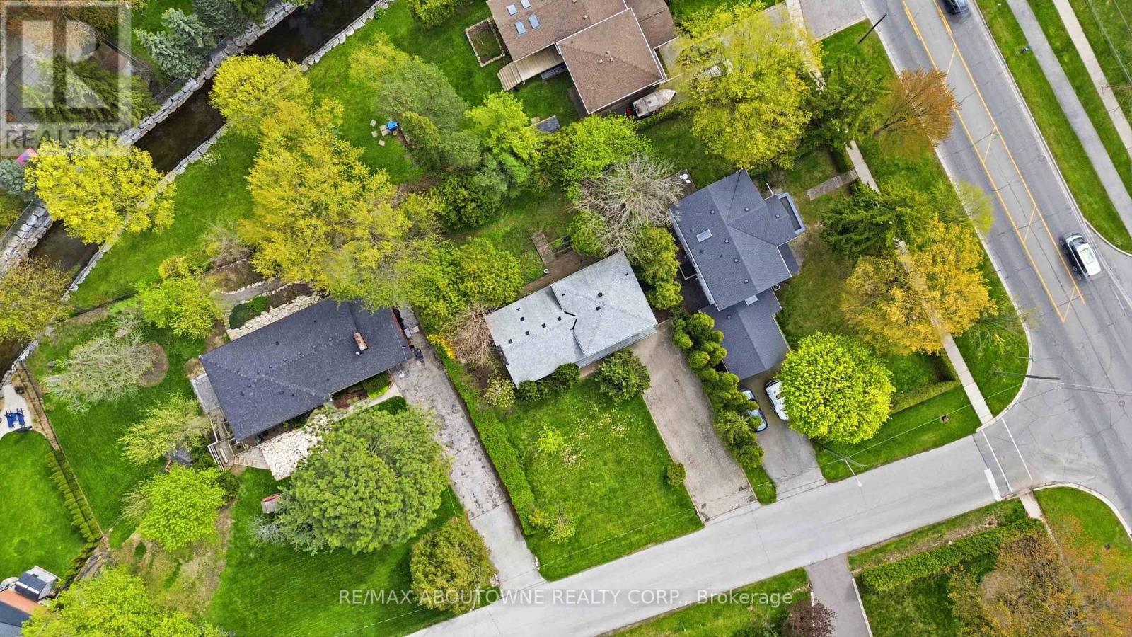 1175 Willowbrook Drive, Oakville, Ontario  L6L 2J9 - Photo 25 - W13127612