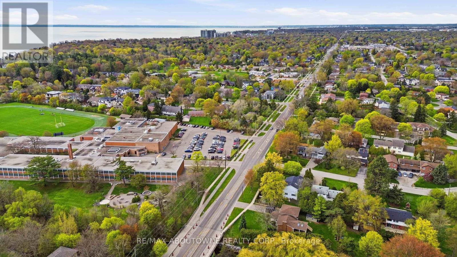 1175 Willowbrook Drive, Oakville, Ontario  L6L 2J9 - Photo 27 - W13127612