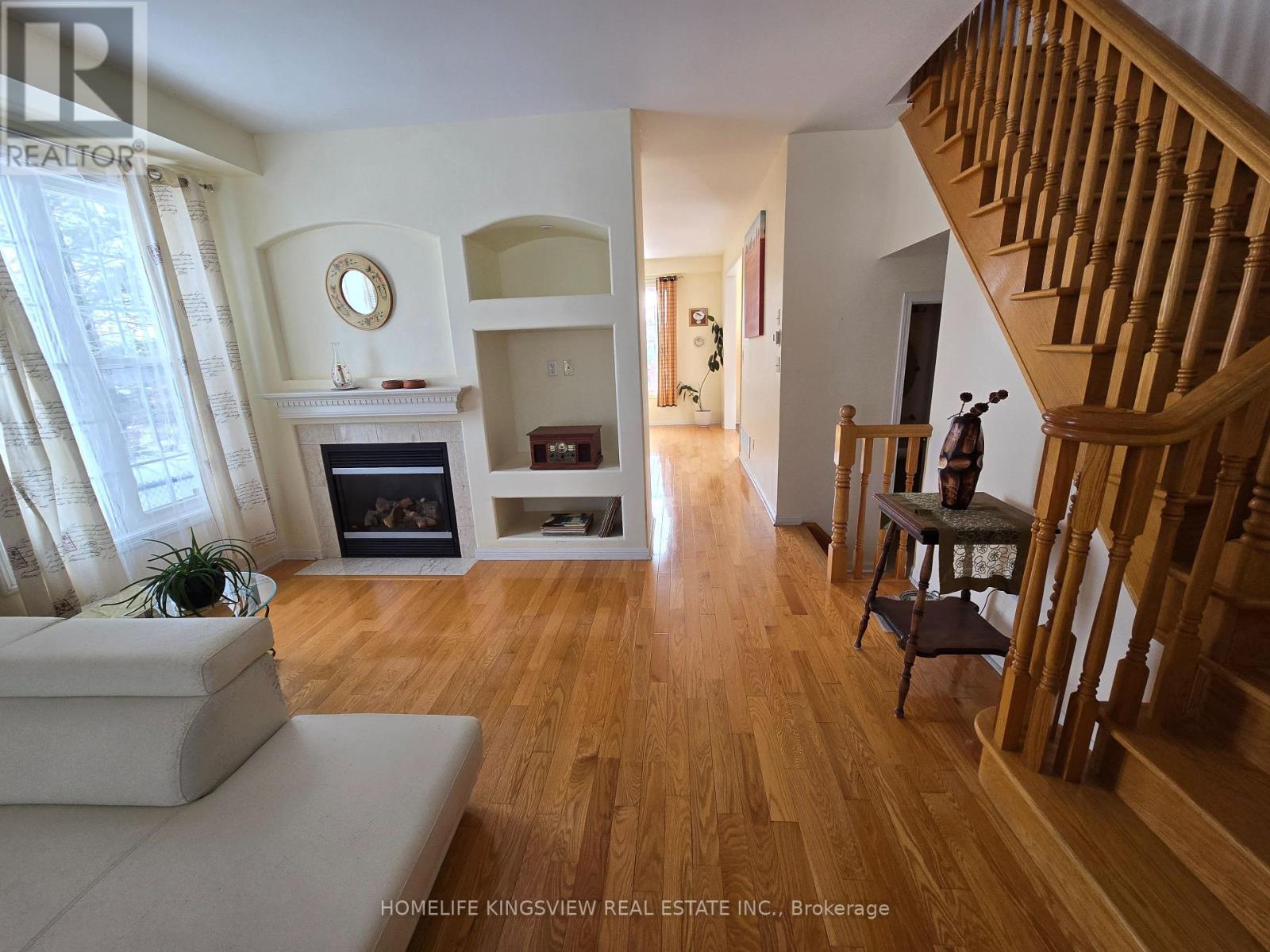 40 Vista Green Crescent, Brampton, Ontario  L7A 2S3 - Photo 5 - W13127650