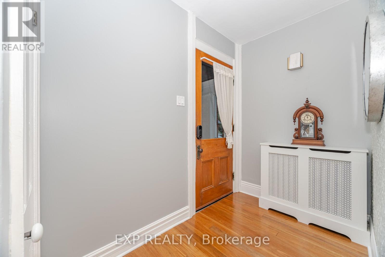 51 Chapel Street, Brampton, Ontario  L6W 2H5 - Photo 6 - W13127666