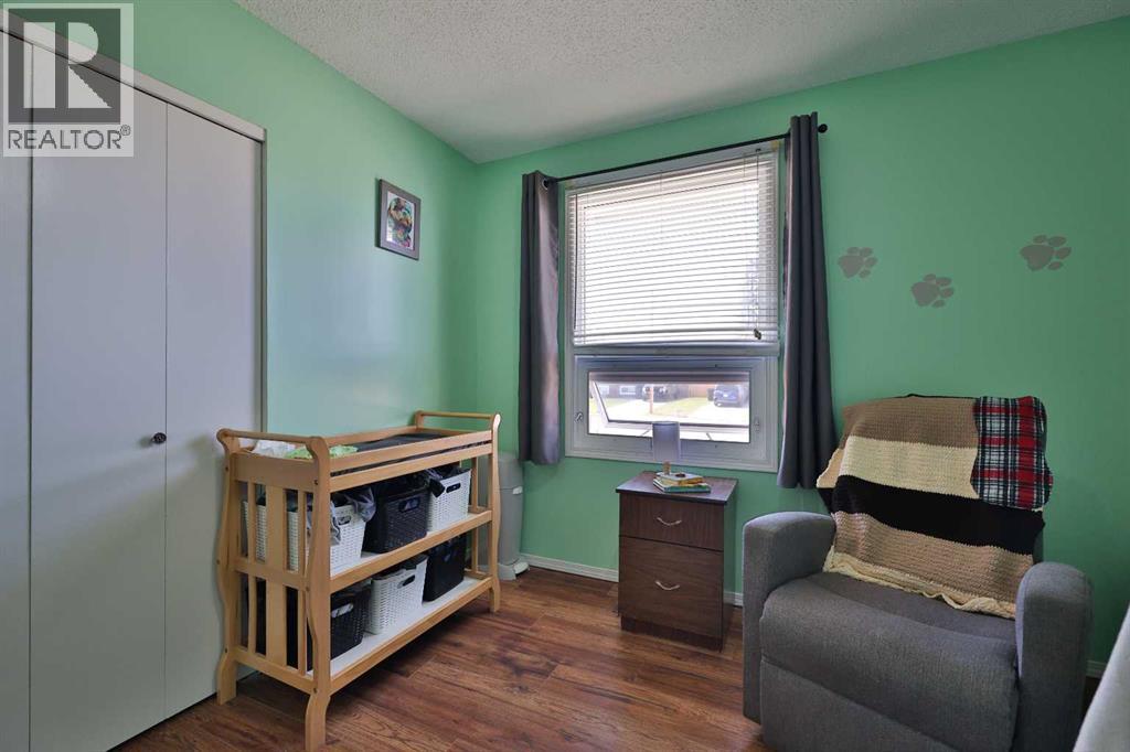 135 N 250 W, Raymond, Alberta  T0K 2S0 - Photo 21 - A2310670