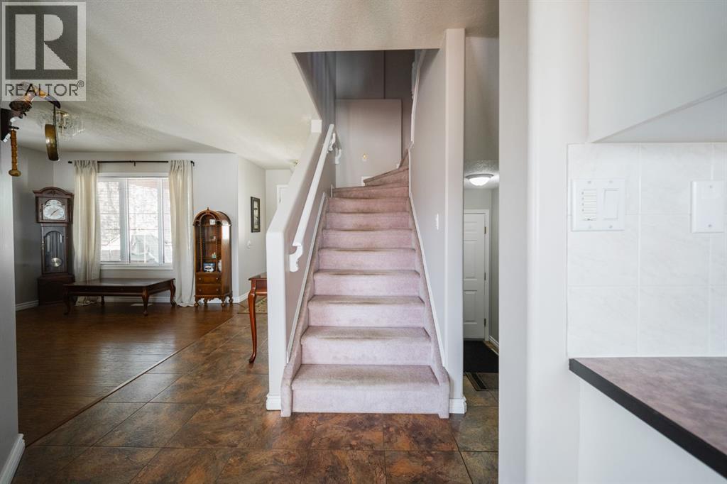 265 Boisvert Place, Fort Mcmurray, Alberta  T9K 1T2 - Photo 9 - A2310259