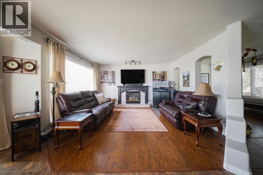265 Boisvert Place, Fort Mcmurray, Alberta  T9K 1T2 - Photo 10 - A2310259