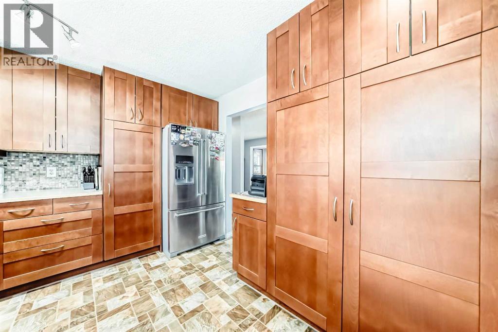 316 Glamorgan Place Sw, Calgary, Alberta  T3E 6M2 - Photo 10 - A2311069