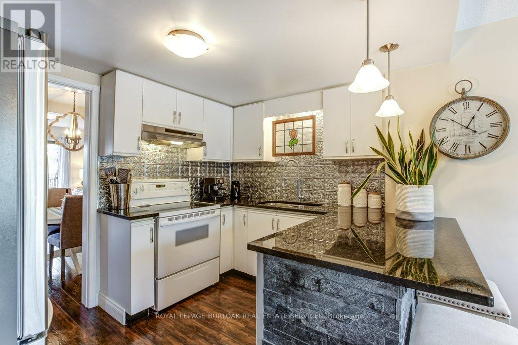 4 Edgewater Drive, Hamilton, Ontario  L8E 4Z3 - Photo 11 - X13127366