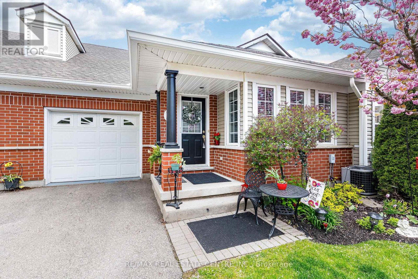 5 - 1448 Niagara Stone Road, Niagara-On-The-Lake, Ontario  L0S 1J0 - Photo 1 - X13127414
