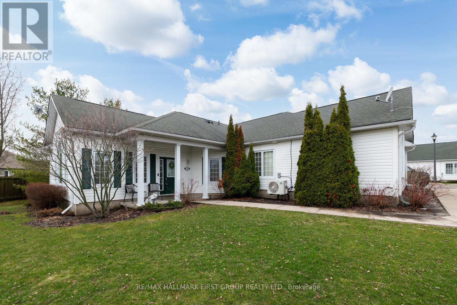 1501 - 325 Densmore Road, Cobourg, Ontario  K9A 0E4 - Photo 2 - X13127572