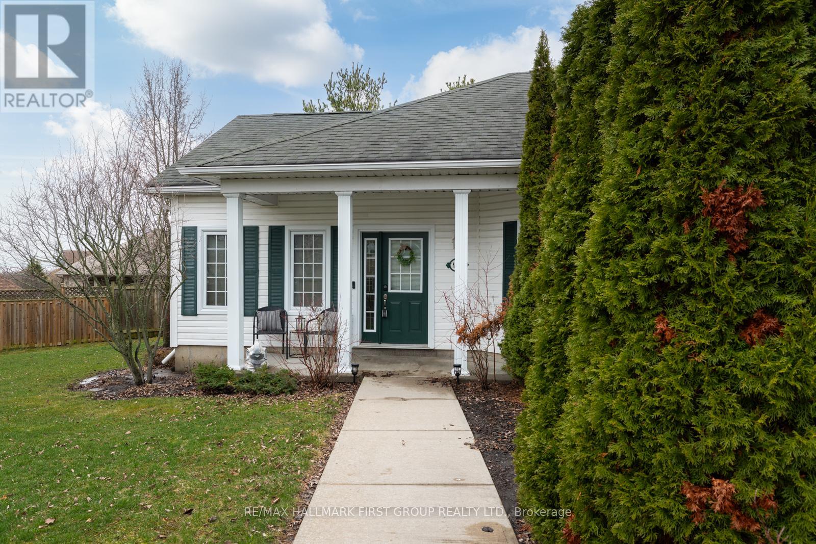 1501 - 325 Densmore Road, Cobourg, Ontario  K9A 0E4 - Photo 3 - X13127572