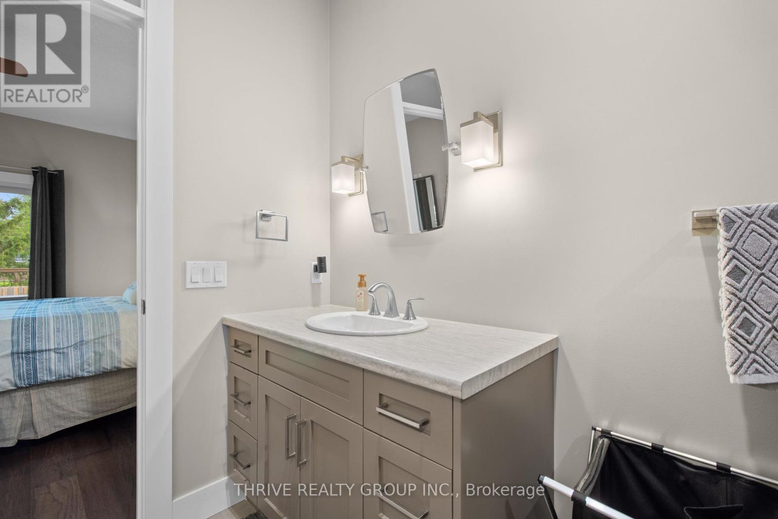60 Tanya Drive, Southwest Middlesex, Ontario  N0L 1M0 - Photo 18 - X13123892