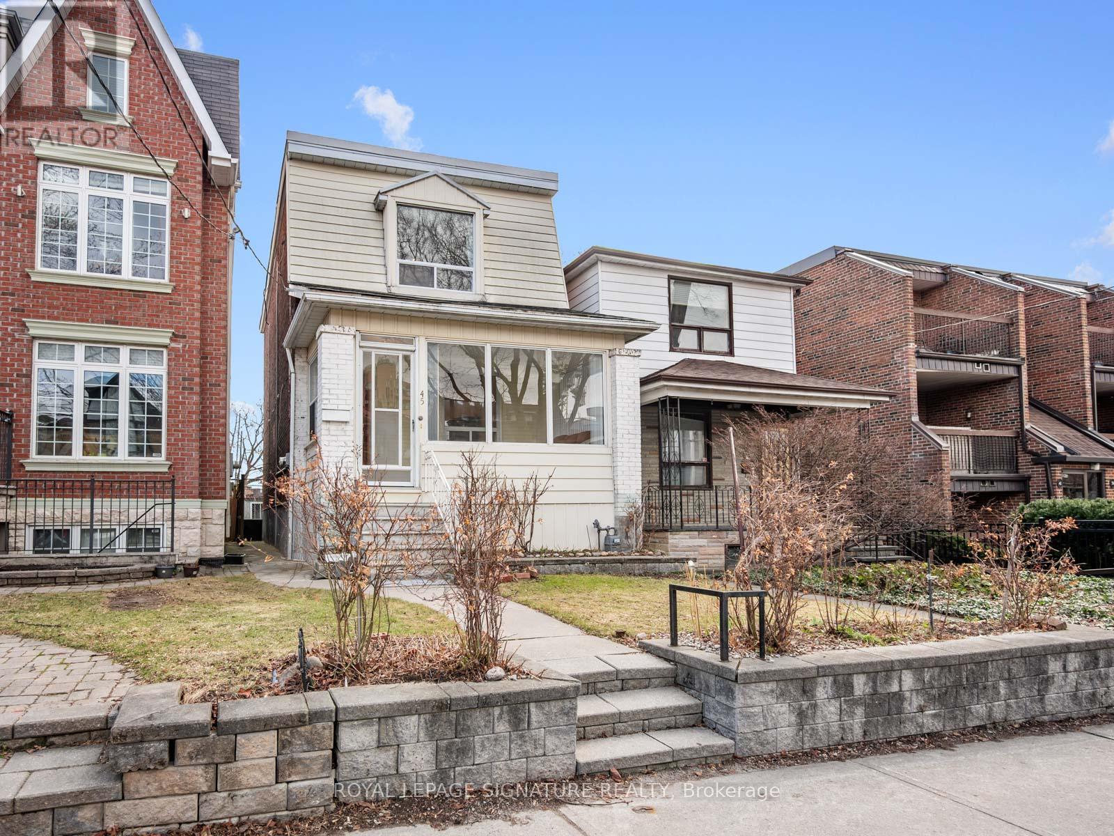 45 EATON AVENUE, Toronto, Ontario