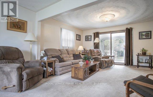 43 Toronto Street, Clarington, Ontario  L1B 1C2 - Photo 6 - E13127876