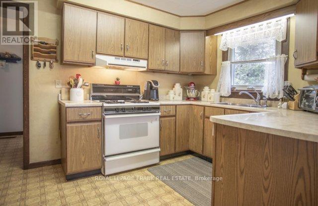 43 Toronto Street, Clarington, Ontario  L1B 1C2 - Photo 7 - E13127876