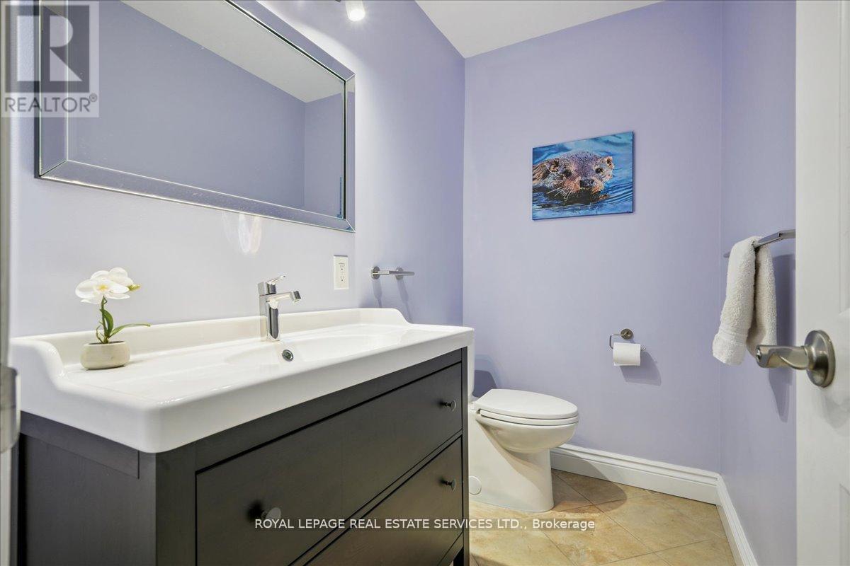 1466 Flaminia Court, Mississauga, Ontario  L5J 3Z6 - Photo 14 - W13072760