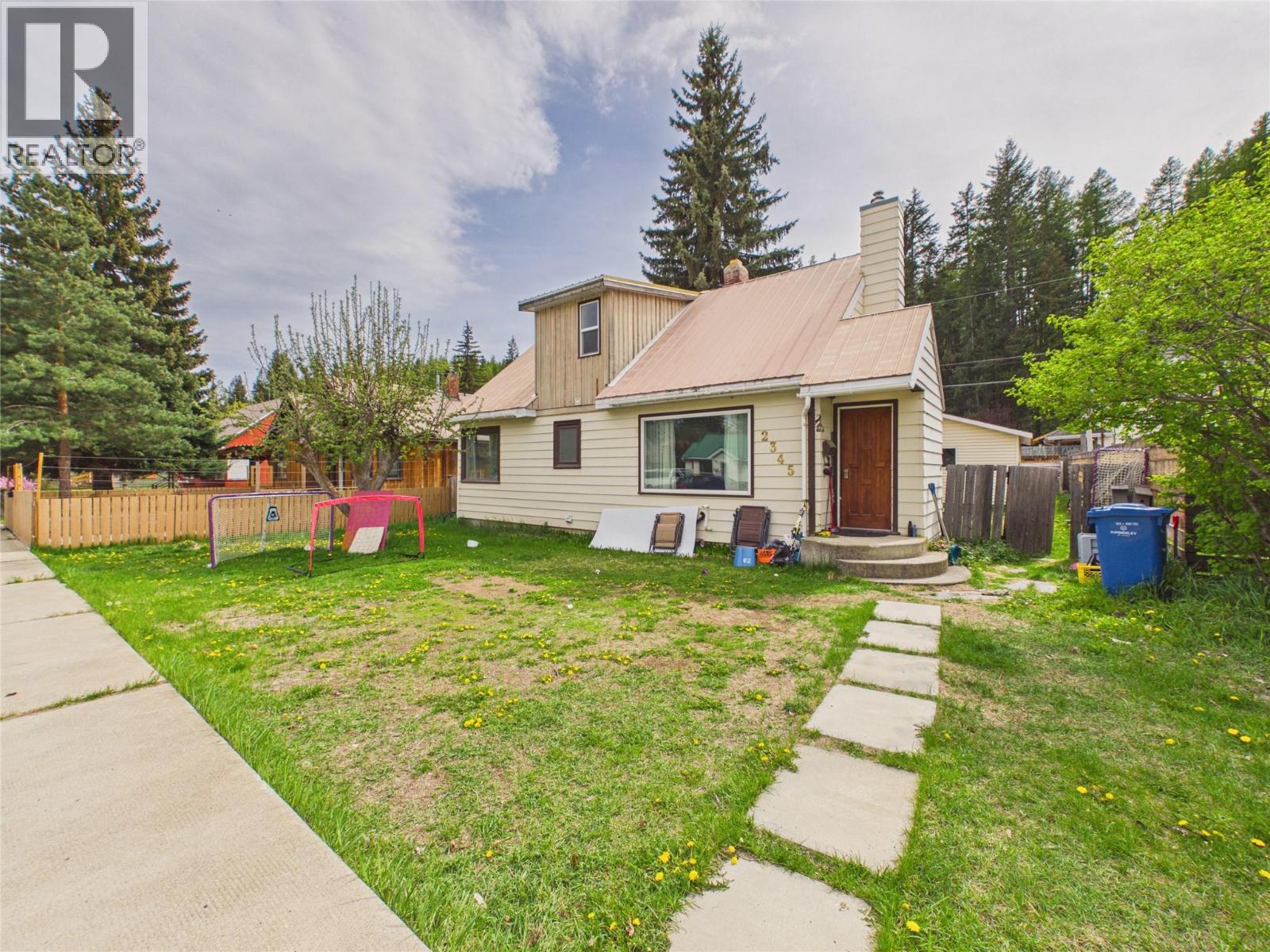 2345 Dewolfe Avenue, Kimberley, British Columbia V1A 1P8 - Photo 1 - 10385569