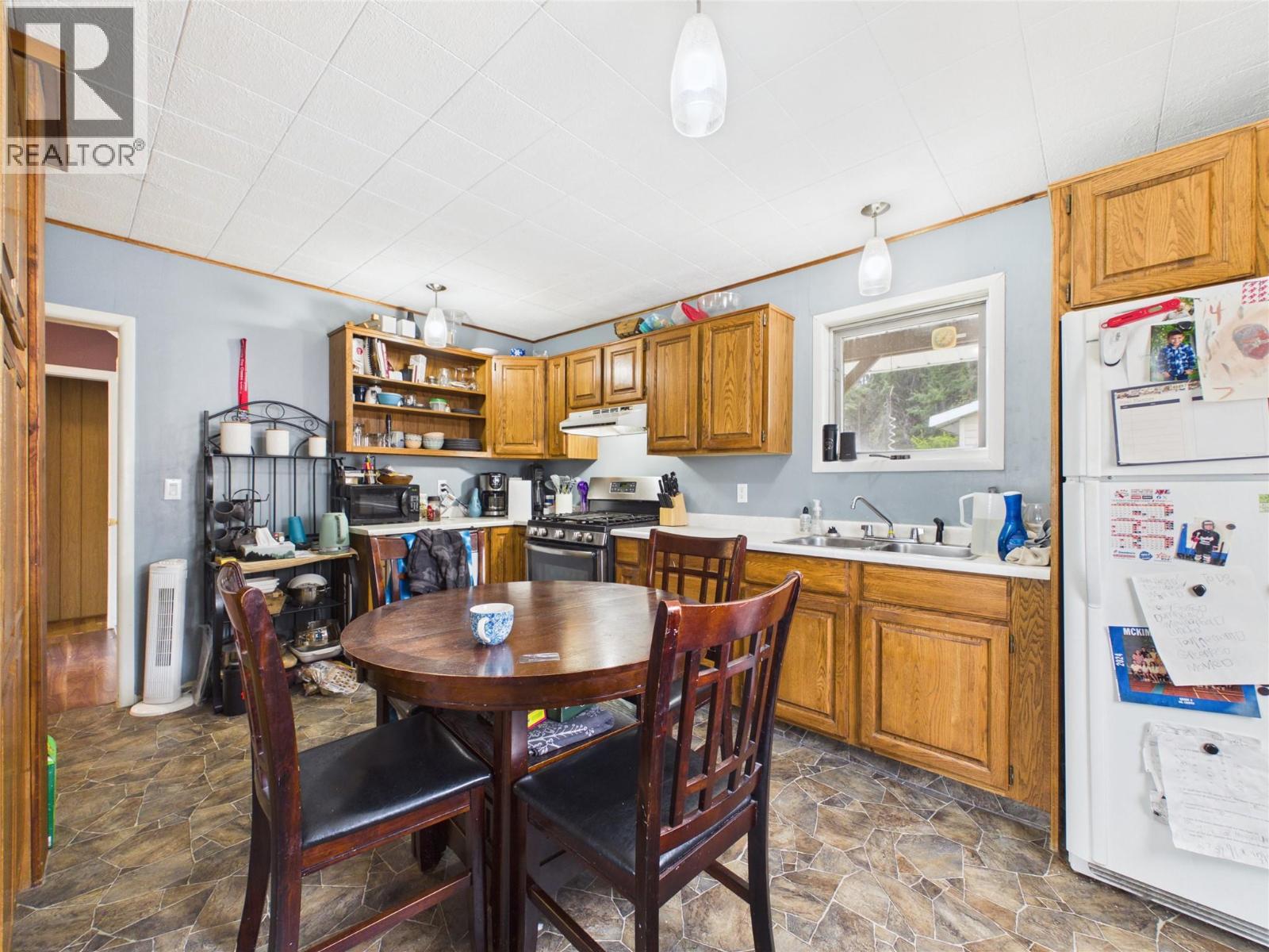 2345 Dewolfe Avenue, Kimberley, British Columbia V1A 1P8 - Photo 3 - 10385569