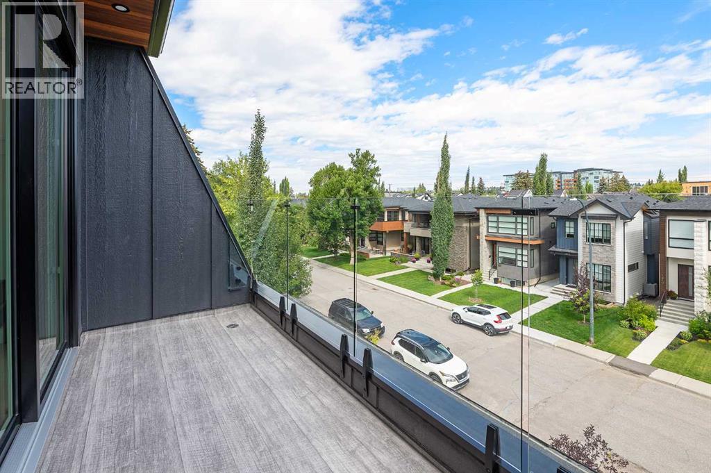 1807 Broadview Road NW, Calgary, Alberta  T2N 3H6 - Photo 35 - A2281441