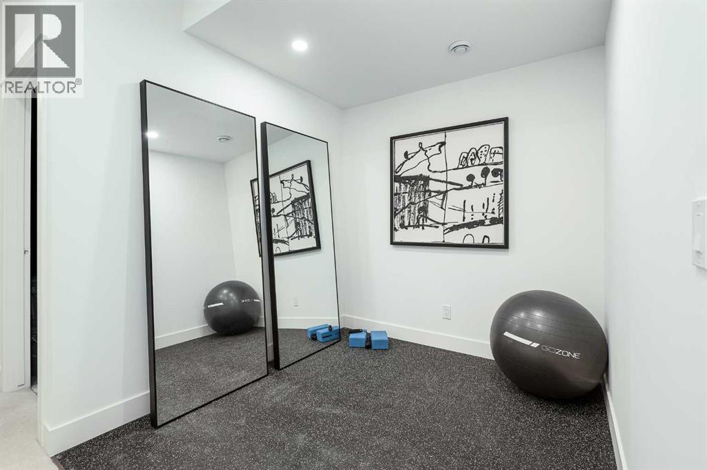 1807 Broadview Road NW, Calgary, Alberta  T2N 3H6 - Photo 44 - A2281441