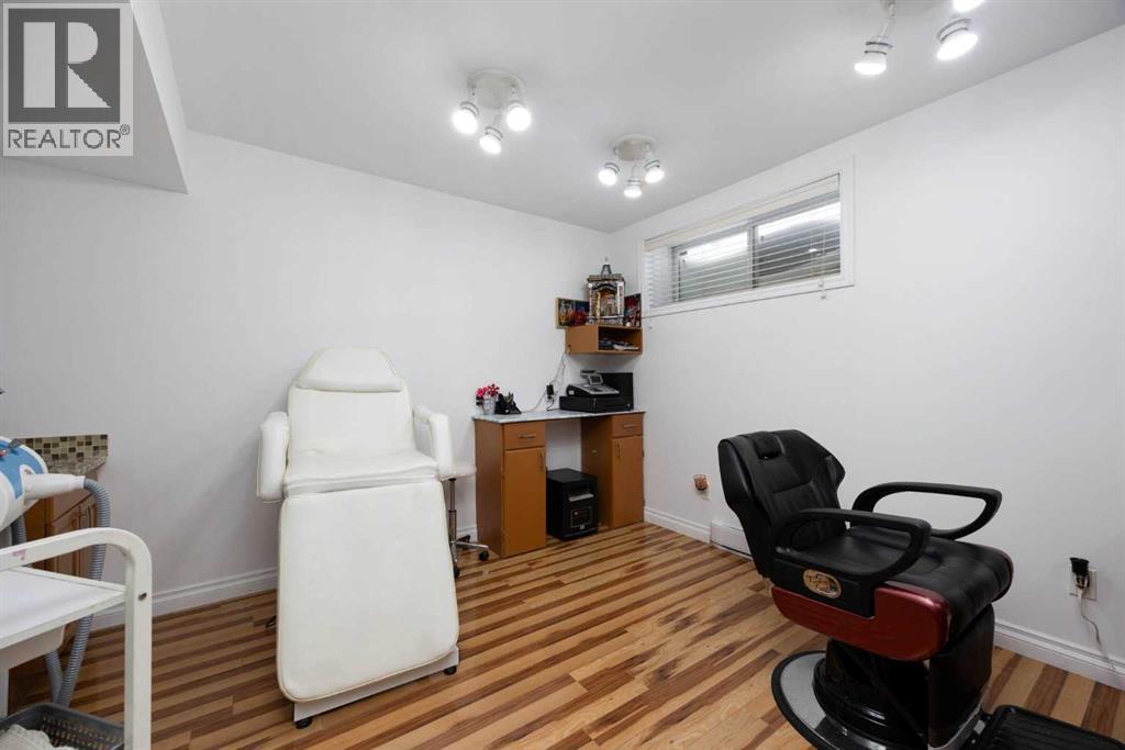 209 Grouse Way, Fort Mcmurray, Alberta  T9K 0L9 - Photo 31 - A2289834