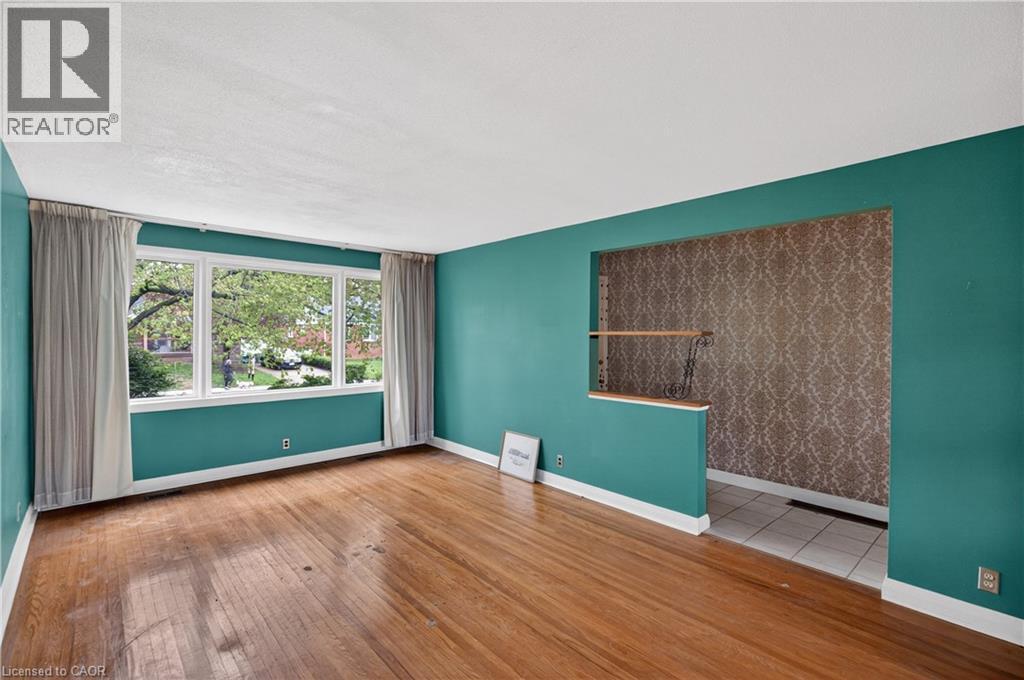 39 West 21st Street, Hamilton, Ontario  L9C 4M6 - Photo 6 - 40830280